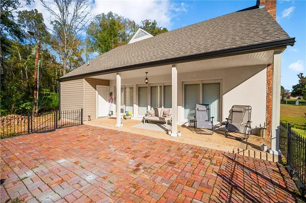 $325,000 | 152 Chinquapin Drive, Natchitoches, LA 71457