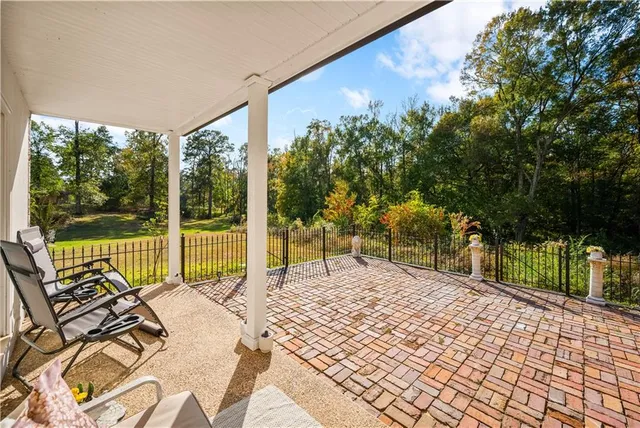 $349,900 | 152 Chinquapin Drive, Natchitoches, LA 71457