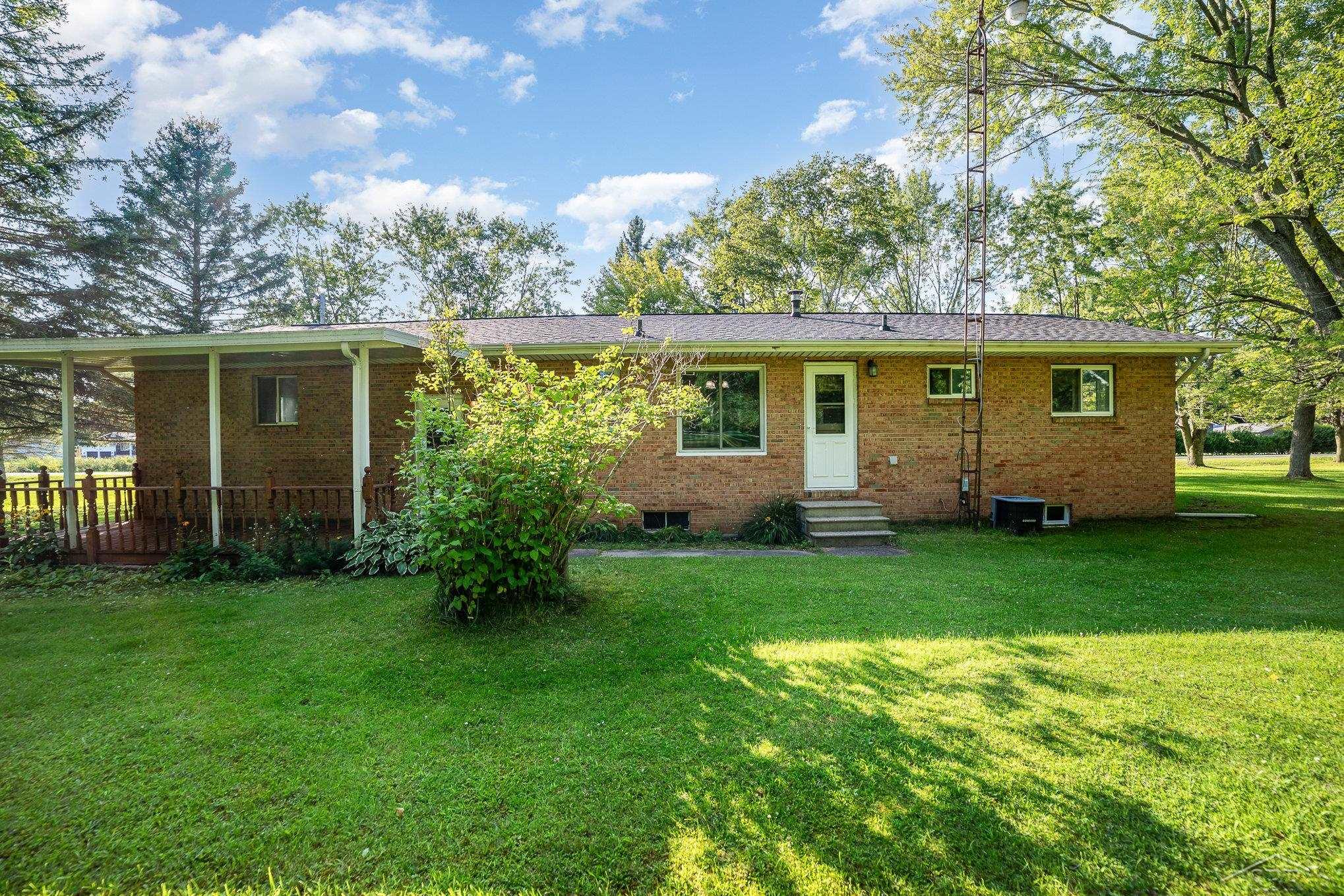 14214 Tuscola Road Clio, MI 48420 - Photo 11 of 26 50150061-4fe573c8-7ebb-4683-be7b-e57c91fd7d02.JPG