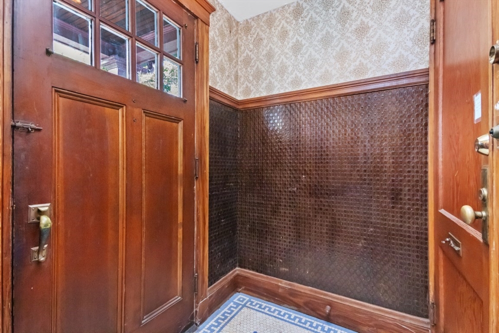 88 Poplar Street Watertown, MA 02472 - Photo 7 of 24 Gallery Image 7