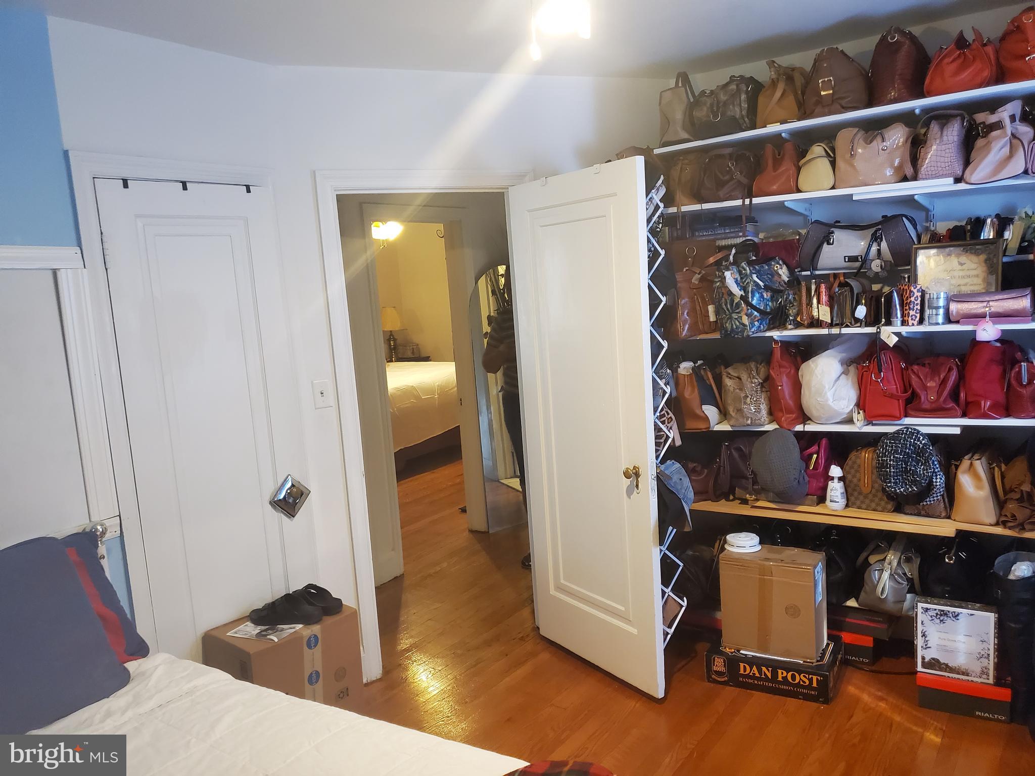 22 Summerfield Road Baltimore, MD 21207 - Photo 17 of 31 Guest room/dressing area