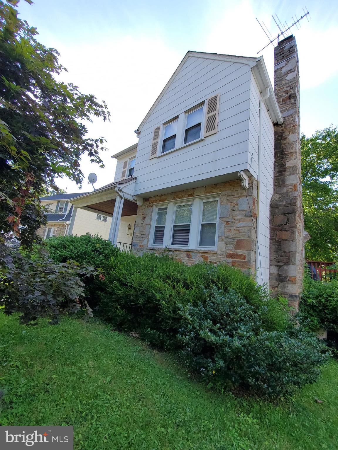 22 Summerfield Road Baltimore, MD 21207 - Photo 29 of 31 Lovely landscaped yard