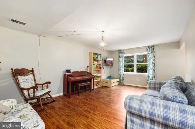 $359,900 | 9514 Hagel Circle, Unit 3/C, Lorton, VA 22079