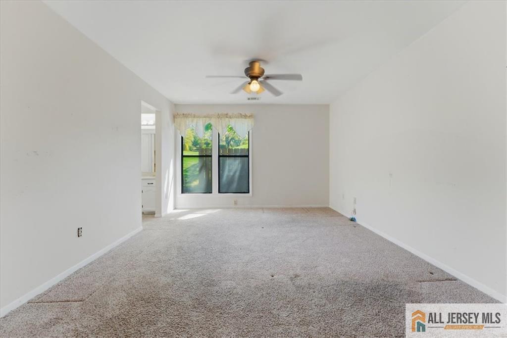 37 Giggleswick Way, Unit 37 Edison, NJ 08820 - Photo 26 of 52