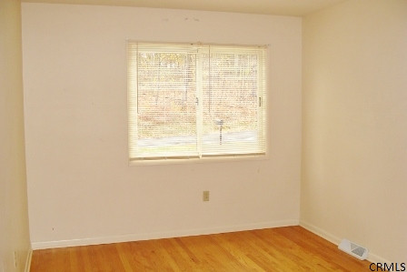 196 Forts Ferry Road Colonie, NY 12110 - Photo 17 of 25 Photo 17