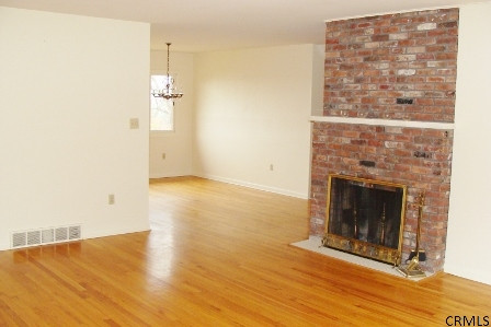 196 Forts Ferry Road Colonie, NY 12110 - Photo 2 of 25 Photo 2