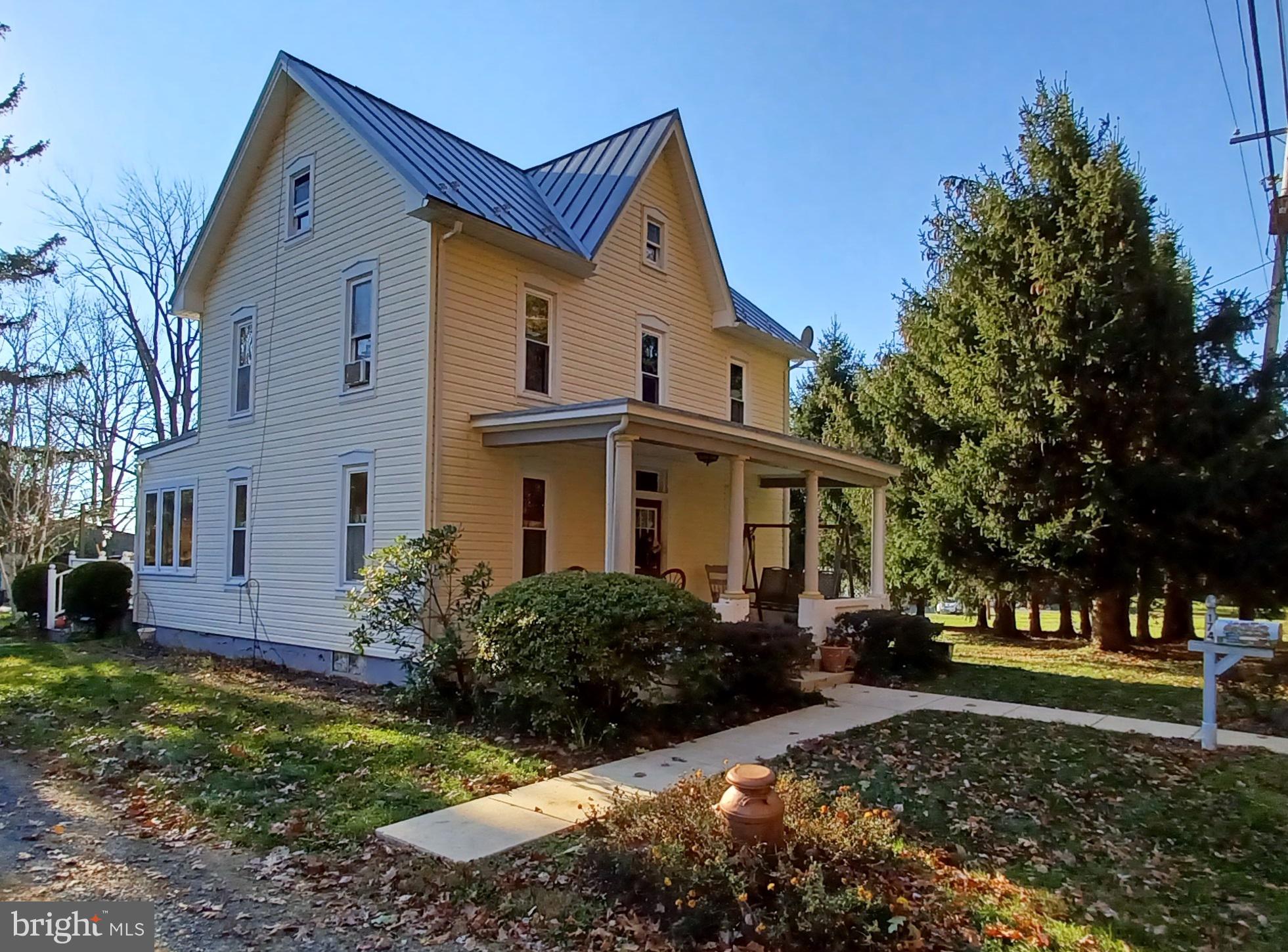 174 Niantic Road Barto, PA 19504 - Photo 1 of 35 Front view from northwest, full front porch