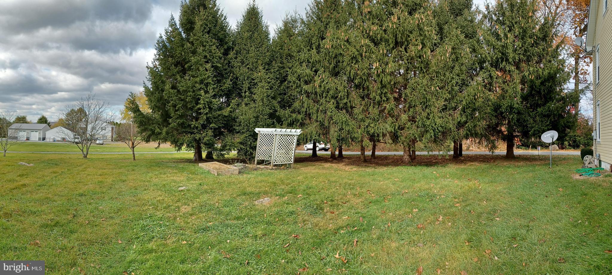 174 Niantic Road Barto, PA 19504 - Photo 28 of 35 View of side lot looking northwest