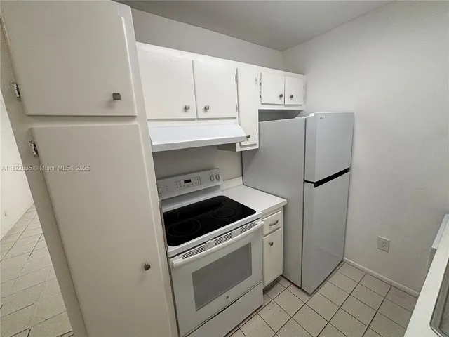 $1,700 | 10790 North Kendall Drive, Unit C15, Miami, FL 33176