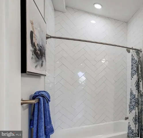 $1,350 | 601 South Broadway, Unit 305, Baltimore, MD 21231