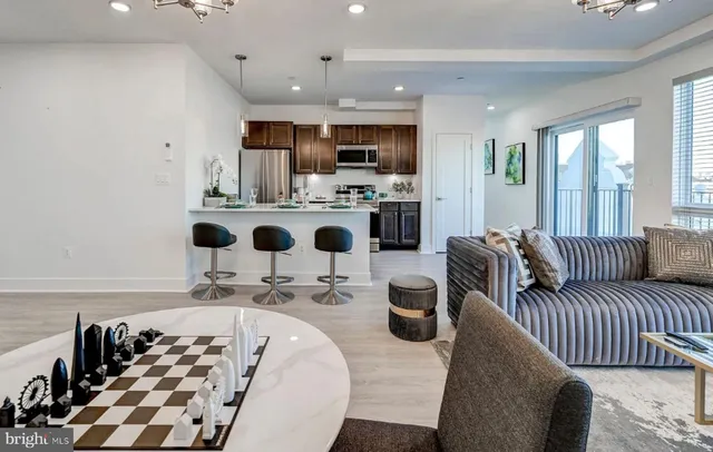 $1,350 | 601 South Broadway, Unit 305, Baltimore, MD 21231