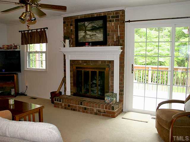 1803 Fountain Ridge Road Chapel Hill, NC 27517 - Photo 8 of 24