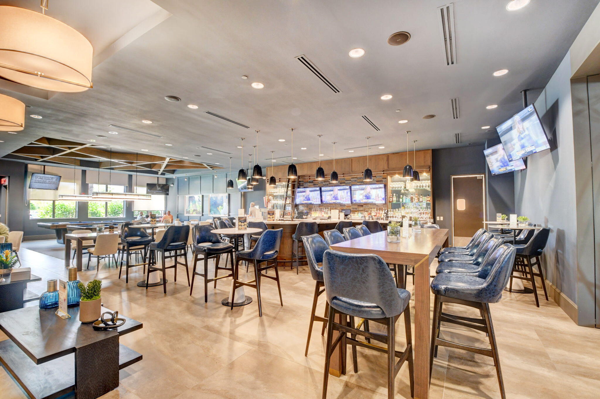 9193 Seahorse Bay Drive Boynton Beach, FL 33473 - Photo 40 of 70 Cafe