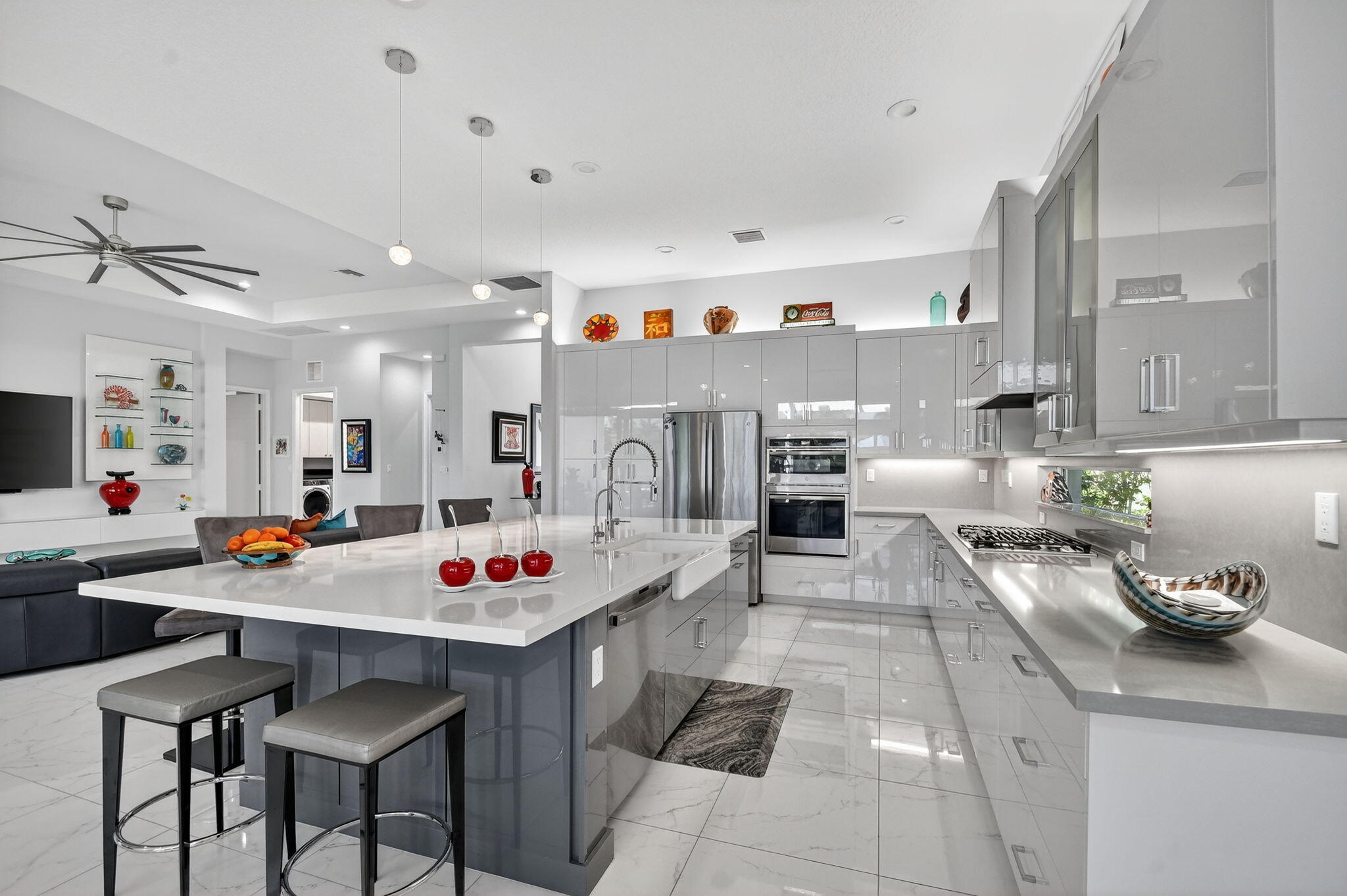 9193 Seahorse Bay Drive Boynton Beach, FL 33473 - Photo 7 of 70 Kitchen