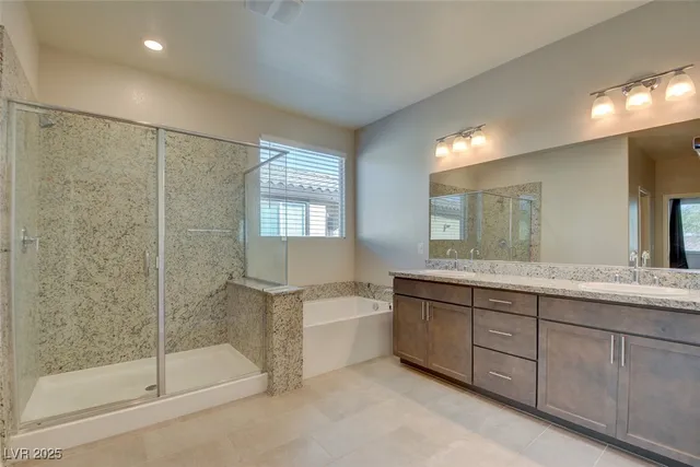 $2,950 | 4001 Pink Magnolia Court, Las Vegas, NV 89129