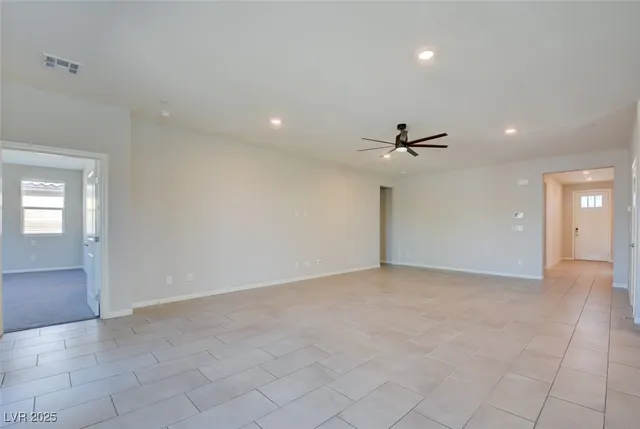 $2,950 | 4001 Pink Magnolia Court, Las Vegas, NV 89129