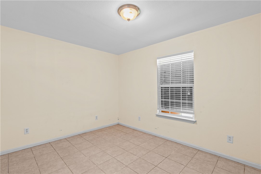 636 South County Road 1150 Riviera, TX 78379 - Photo 8 of 20 an empty room with windows