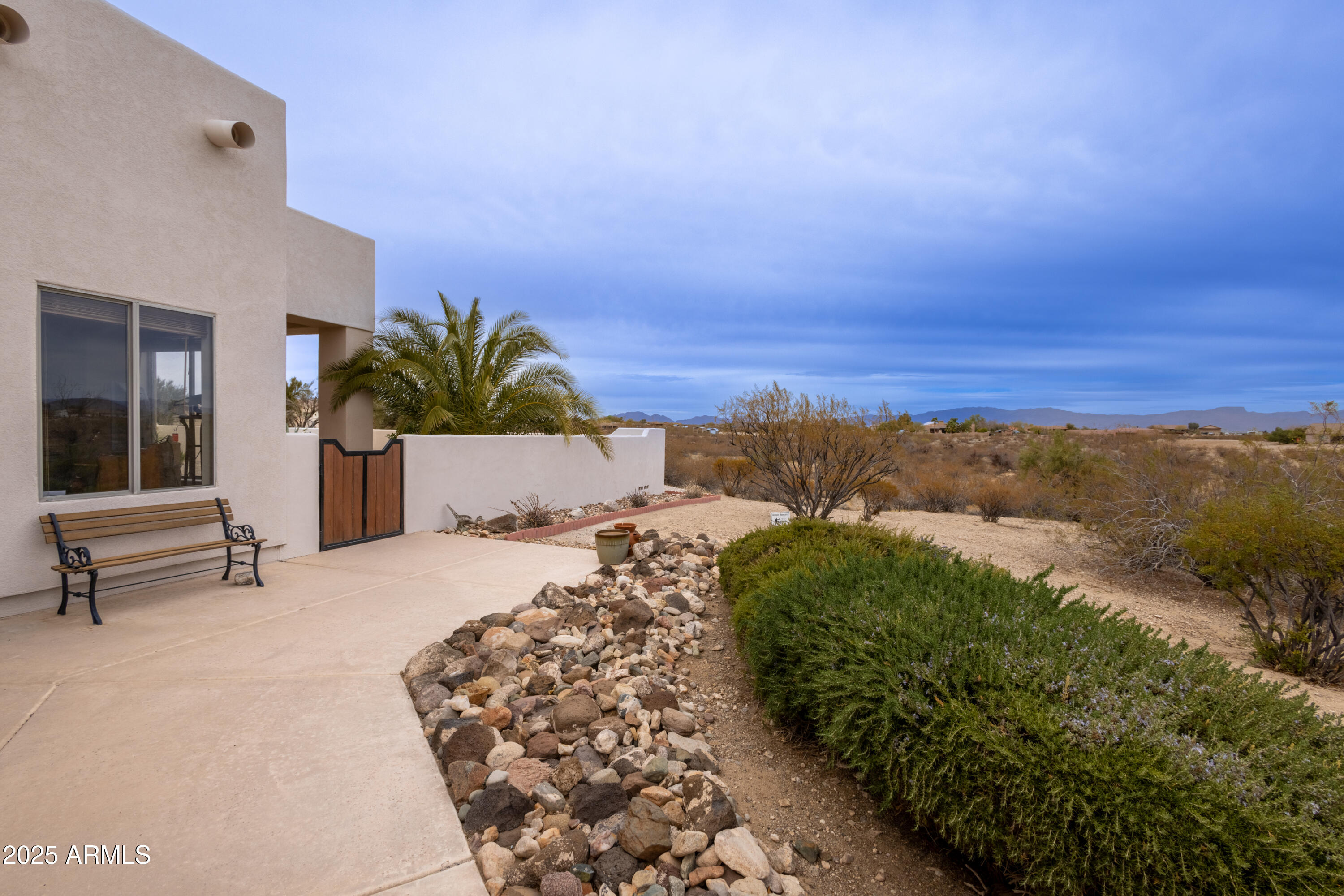 21600 Date Creek Road Wickenburg, AZ 85390 - Photo 37 of 50 Side Patio