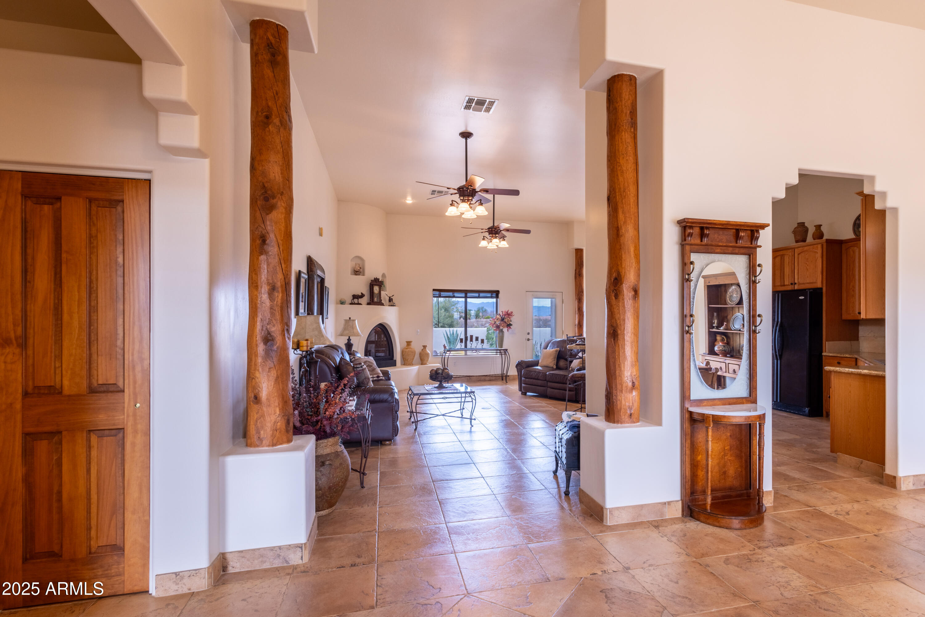 21600 Date Creek Road Wickenburg, AZ 85390 - Photo 7 of 50 Front Entryway