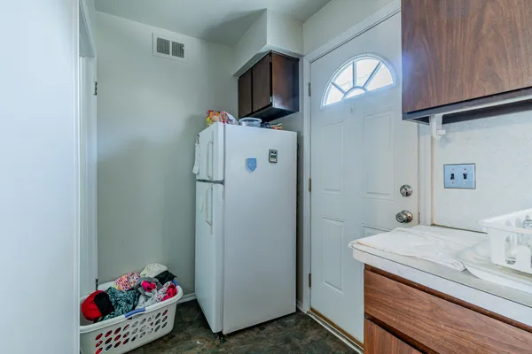 $424,900 | 1505 Ford Boulevard, Lincoln Park, MI 48146
