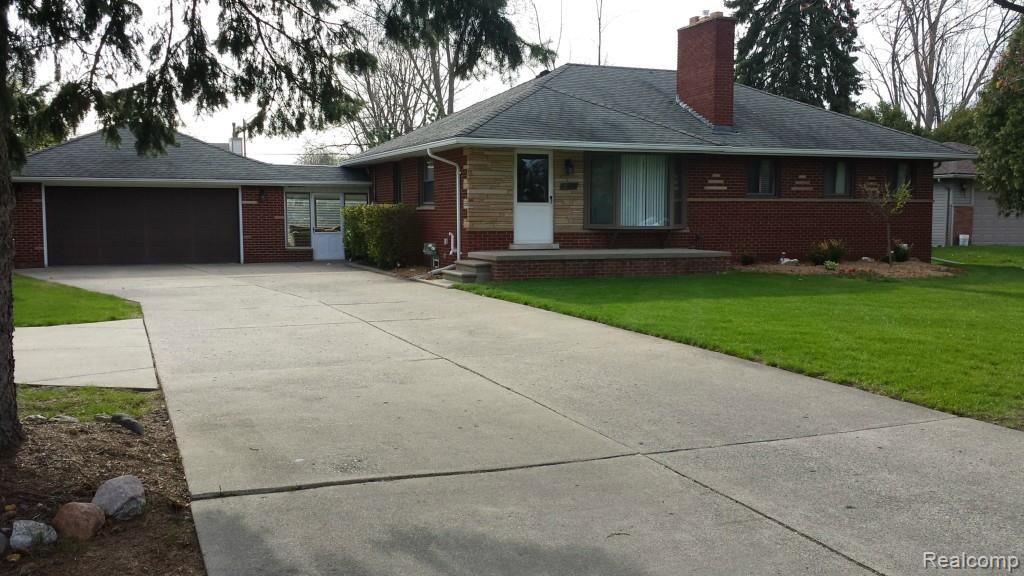 2570 Middlebelt Road West Bloomfield, MI 48324 - Photo 1 of 5 front.jpg