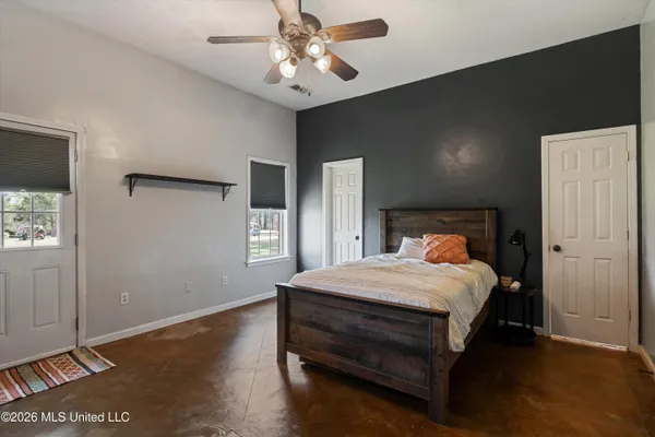 $399,900 | 650 Fairway Drive, Hernando, MS 38632