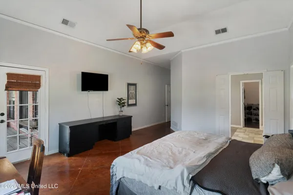 $399,900 | 650 Fairway Drive, Hernando, MS 38632