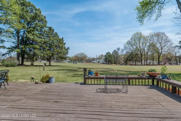 $399,900 | 650 Fairway Drive, Hernando, MS 38632