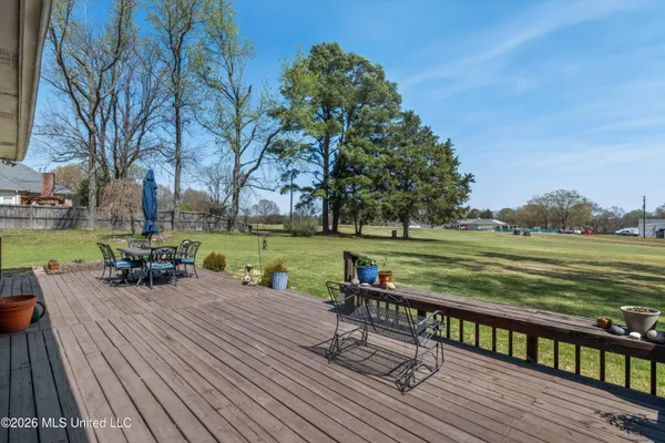 $399,900 | 650 Fairway Drive, Hernando, MS 38632