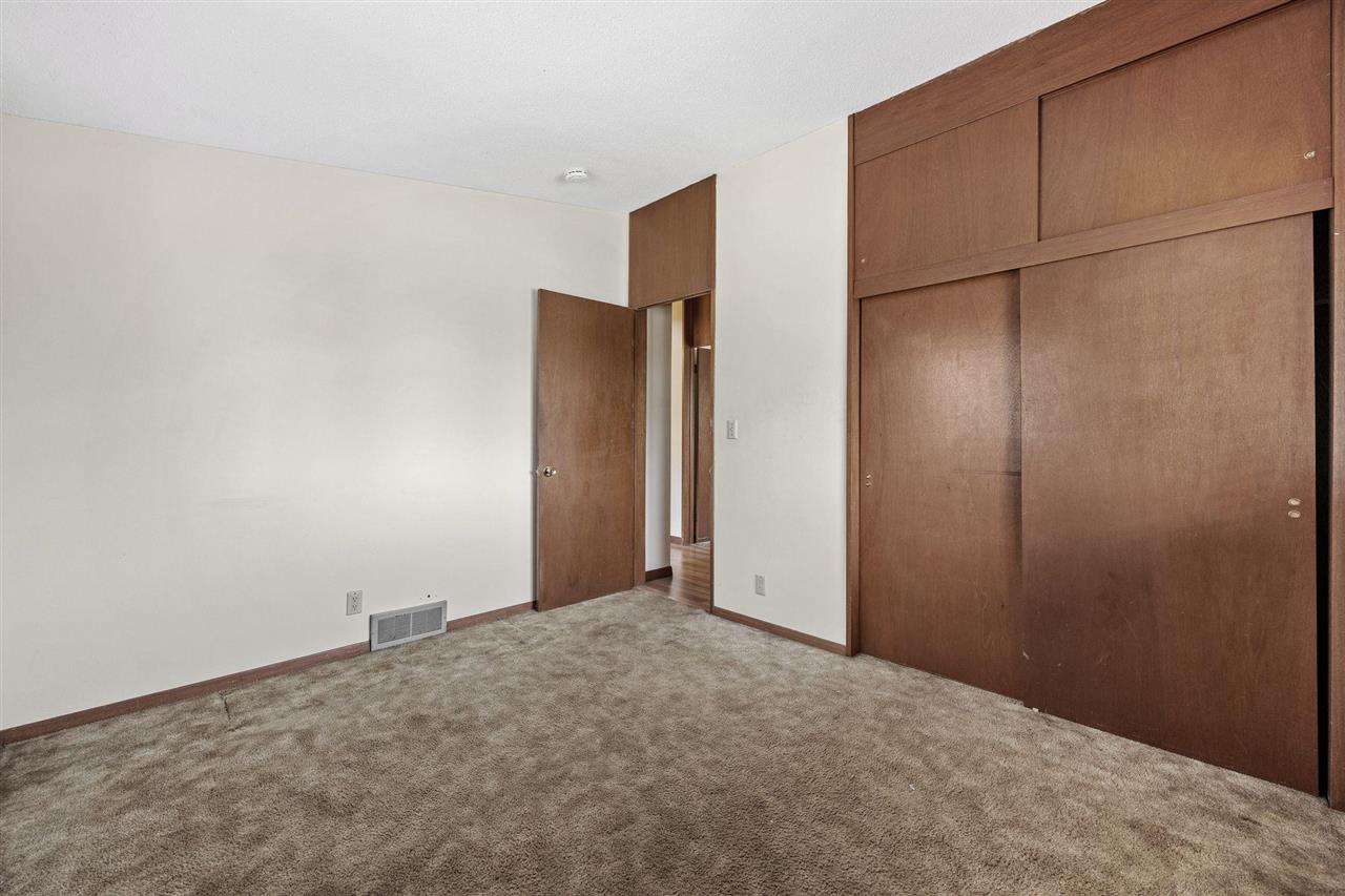 3729 Wenig Road Northeast Cedar Rapids, IA 52402 - Photo 15 of 26 Gallery Image 15