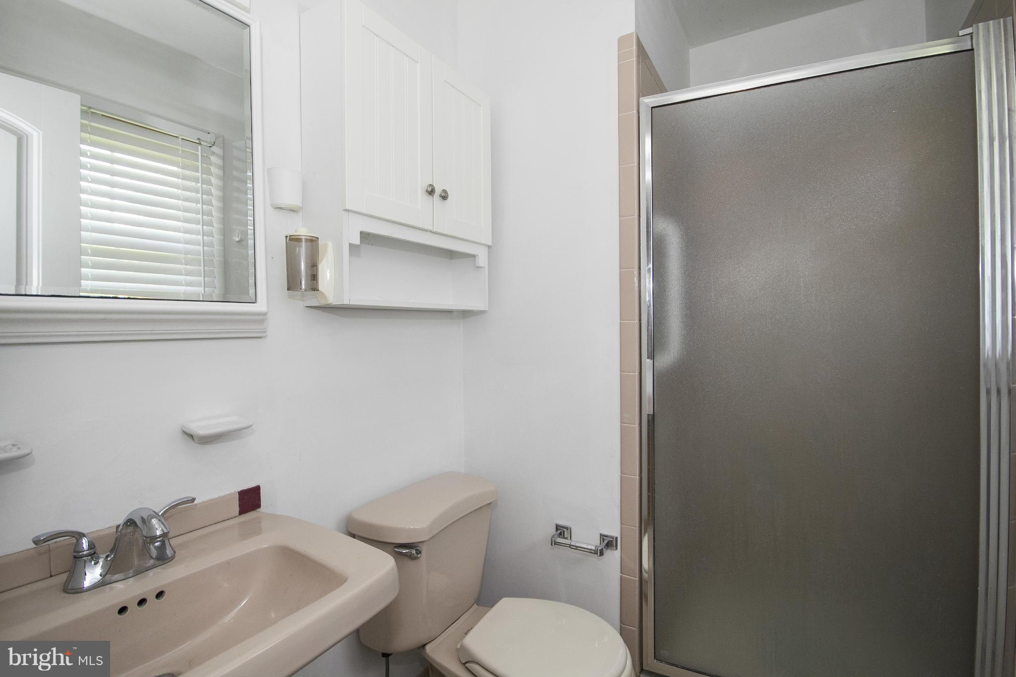 12101 Boxer Hill Road Cockeysville, MD 21030 - Photo 22 of 23 Bath (Master)