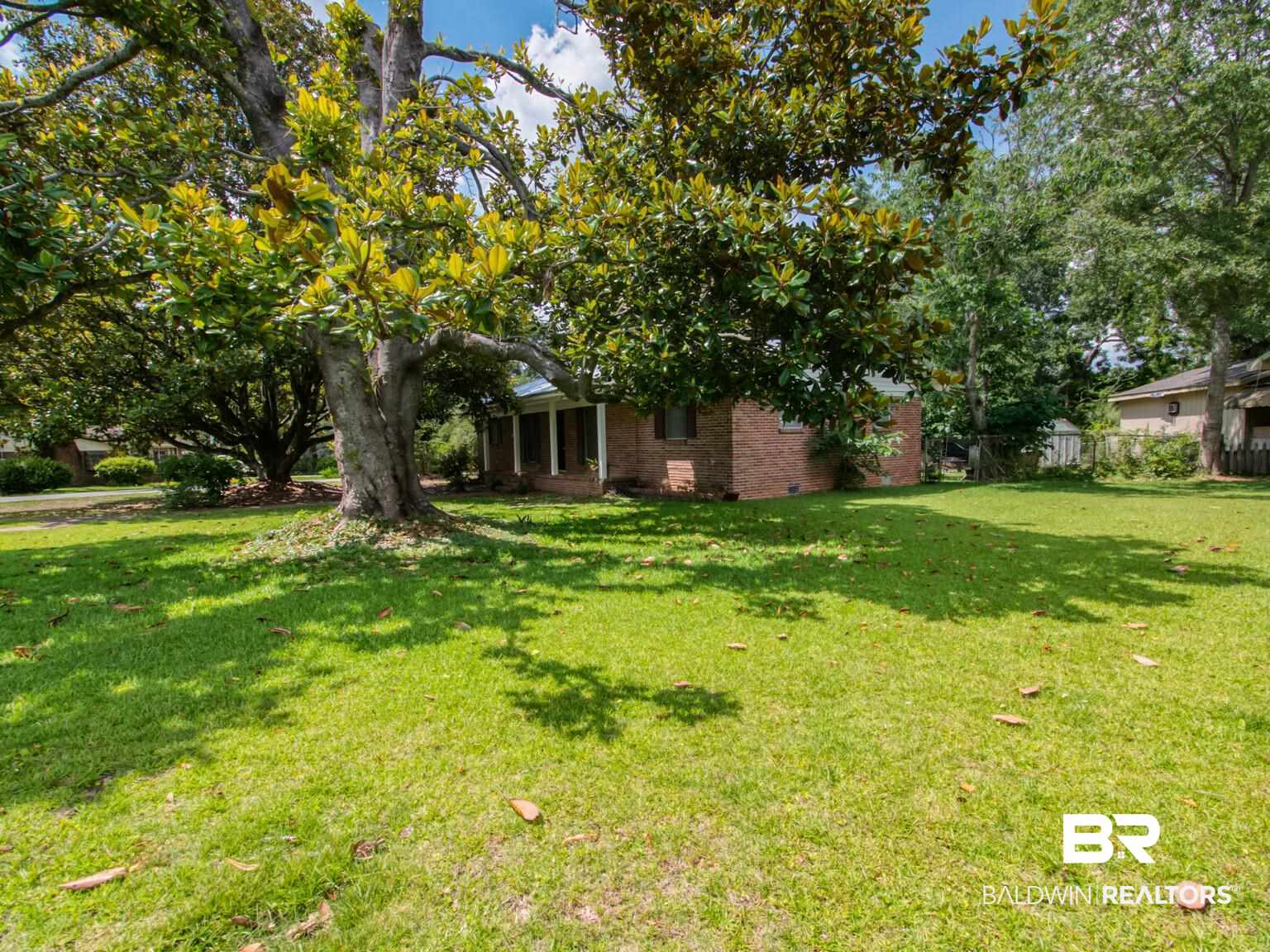 4079 Ronald Avenue Loxley, AL 36551 - Photo 21 of 29 Right side of house