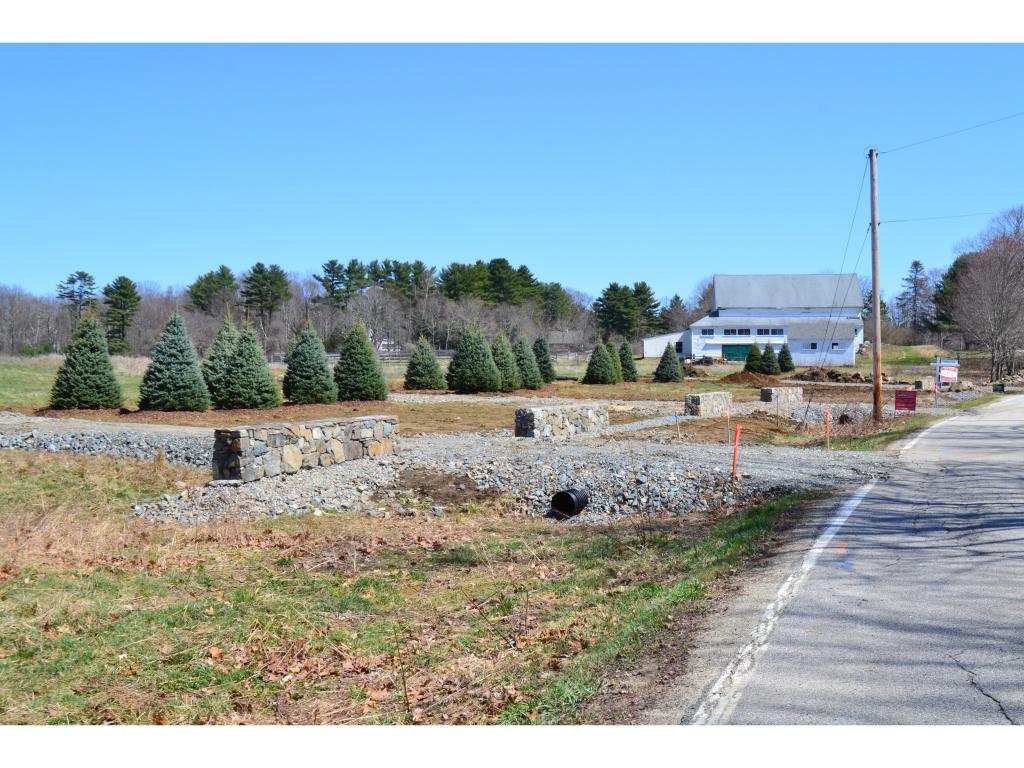 21 Maple Road, Unit 2 North Hampton, NH 03862 - Photo 5 of 7 Gallery Image 5