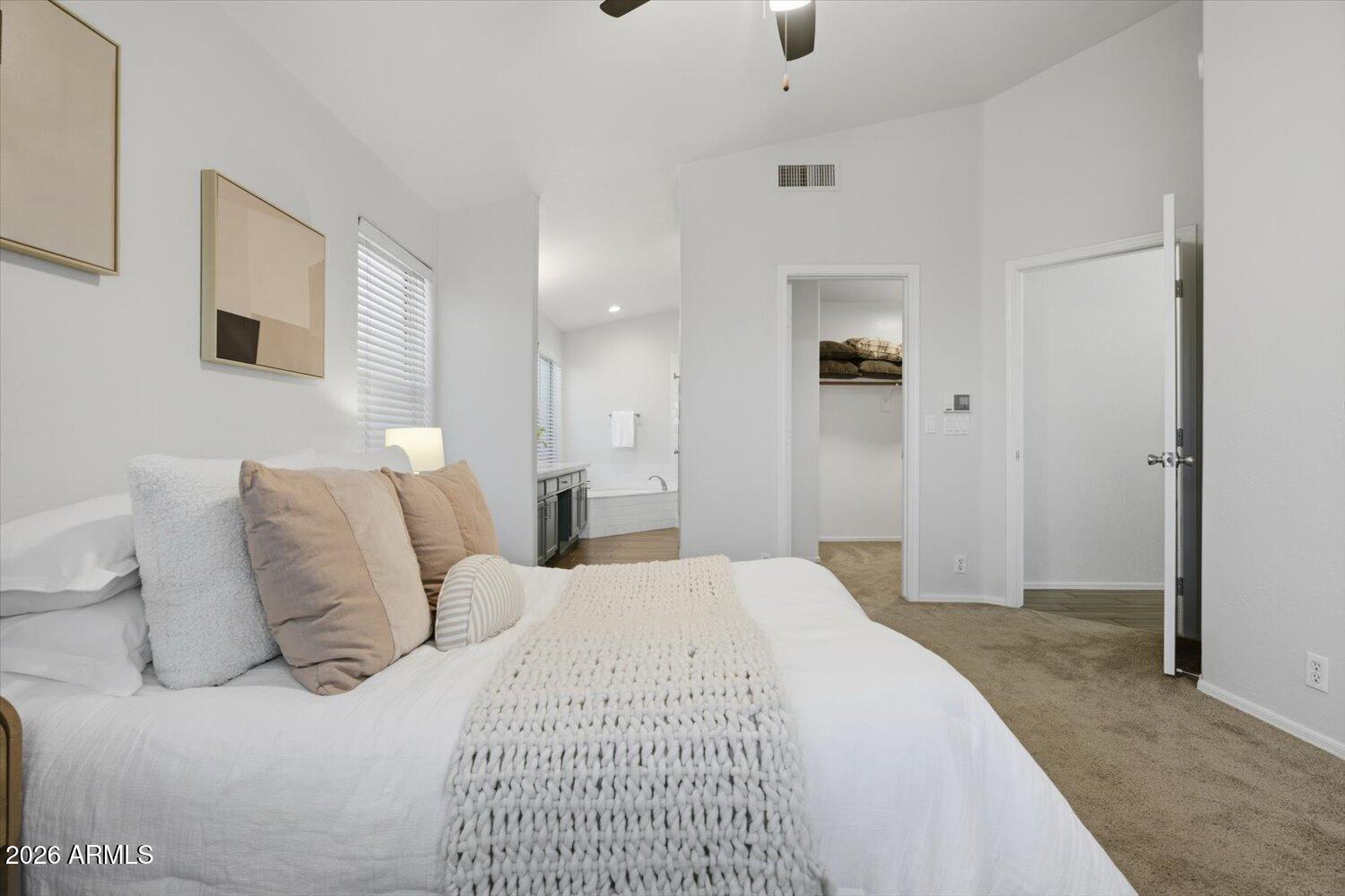 4313 East Raven Road Phoenix, AZ 85044 - Photo 13 of 33