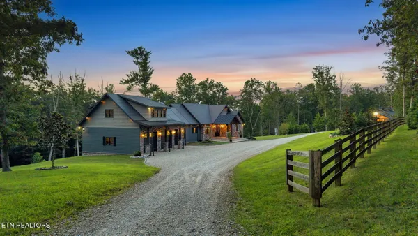 $2,882,045 | 347 Charit Trail, Jamestown, TN 38556