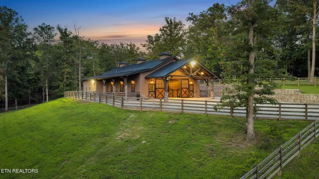 $2,882,045 | 347 Charit Trail, Jamestown, TN 38556