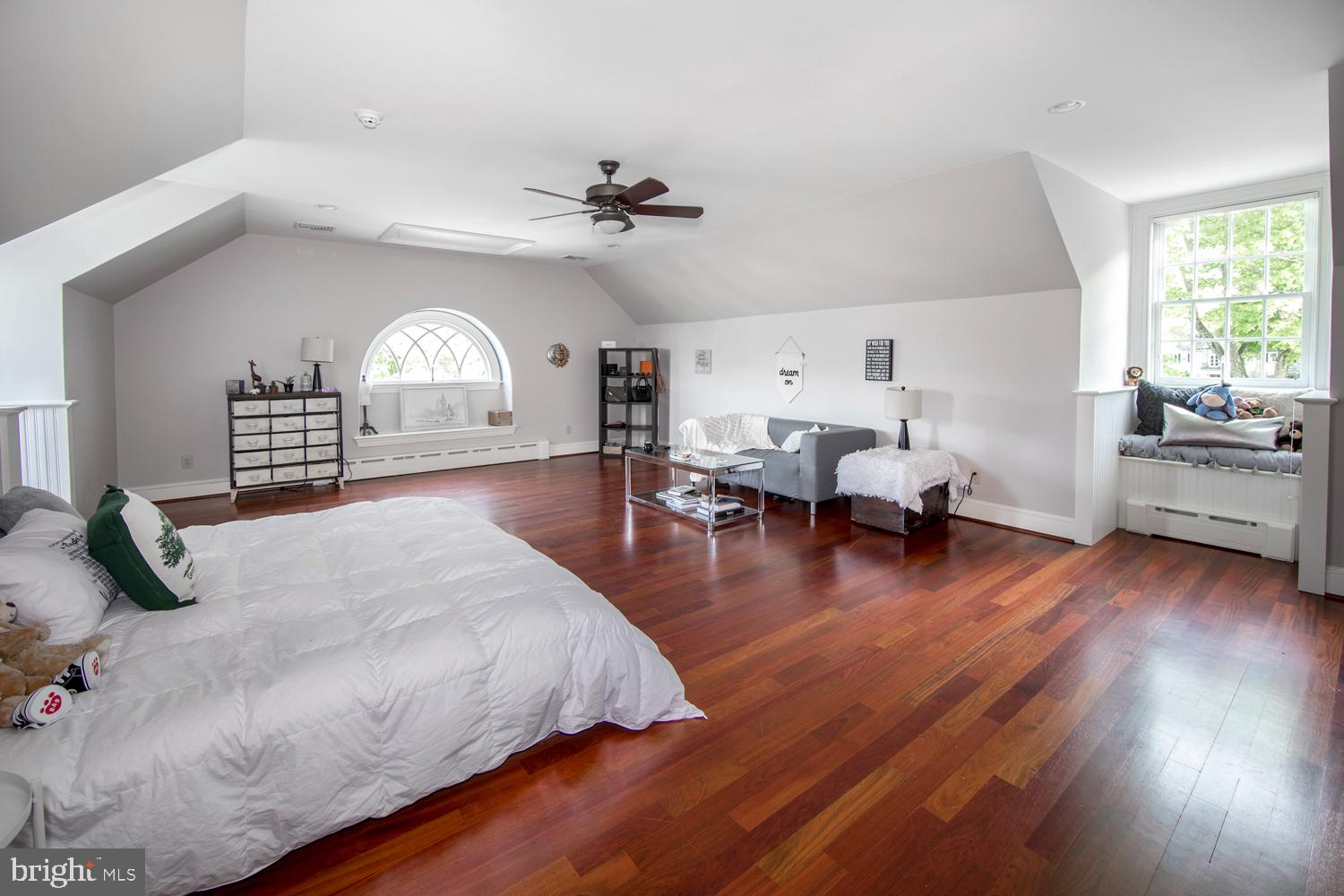 556 South Waterloo Road Devon, PA 19333 - Photo 16 of 27 Bedroom