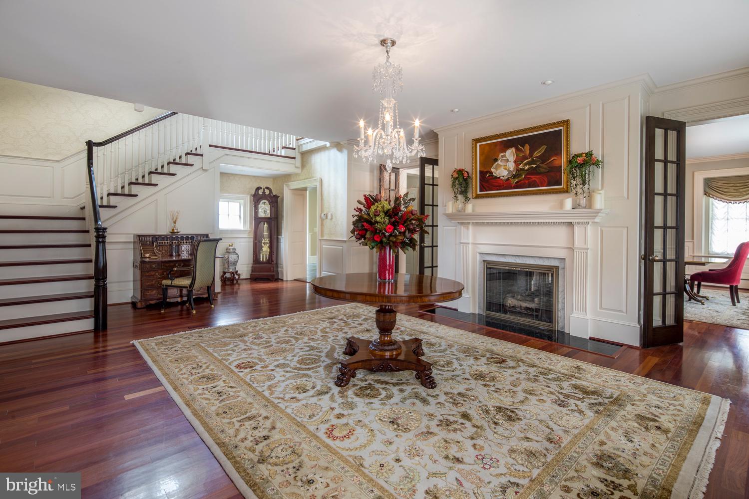 556 South Waterloo Road Devon, PA 19333 - Photo 3 of 27 Foyer