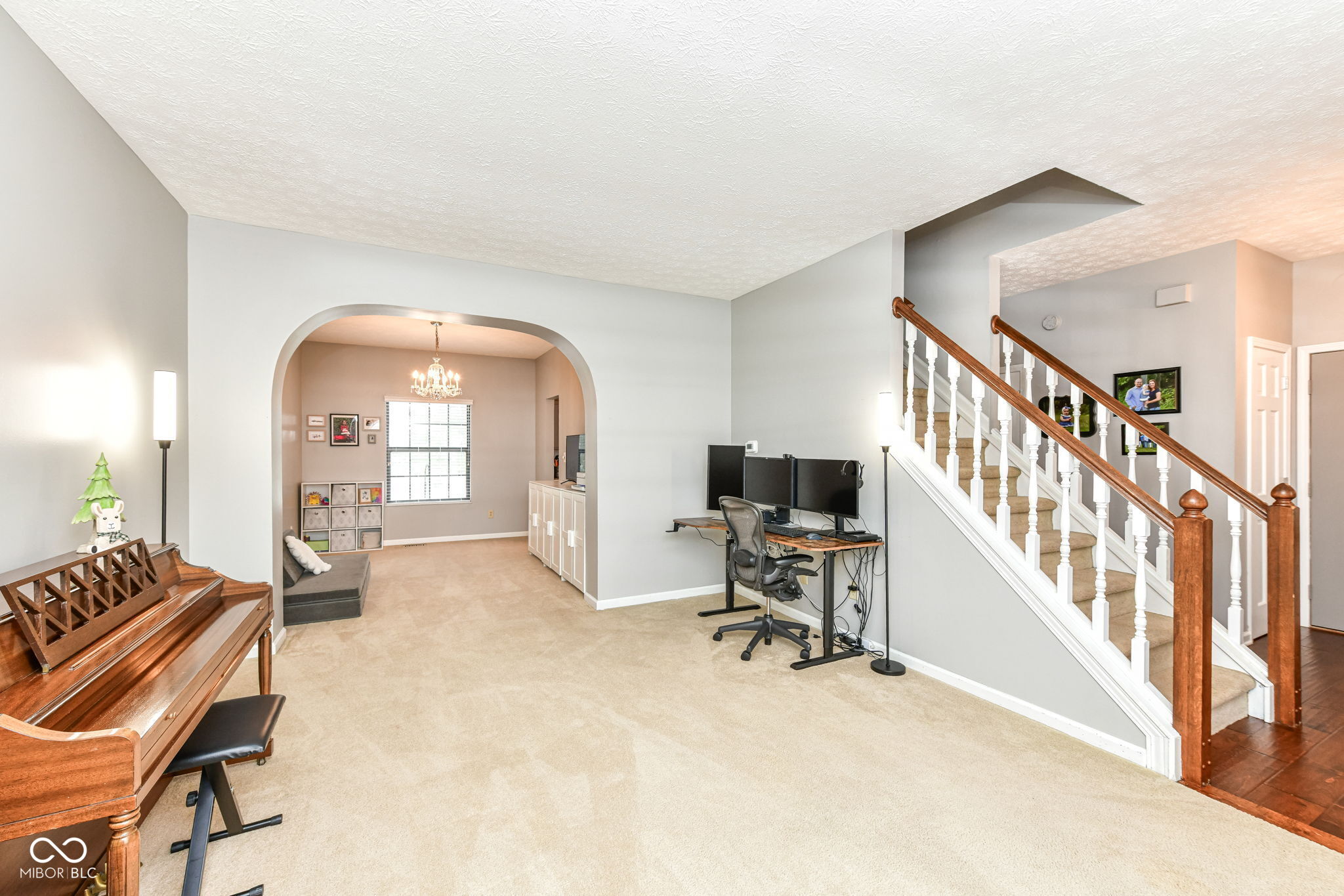 11124 Ashley Place Fishers, IN 46038 - Photo 4 of 28