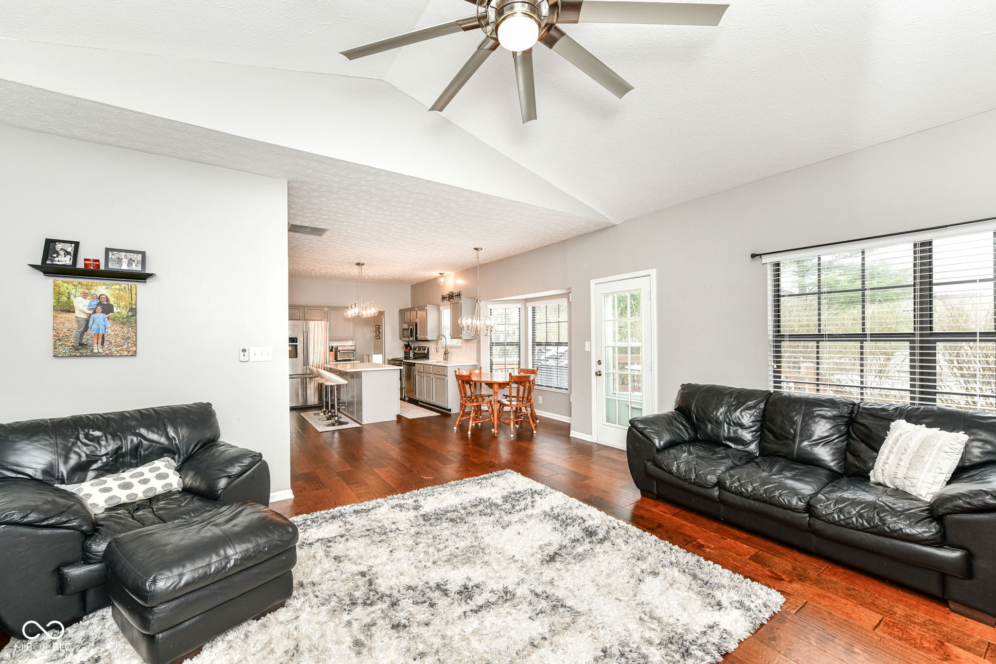 11124 Ashley Place Fishers, IN 46038 - Photo 8 of 28