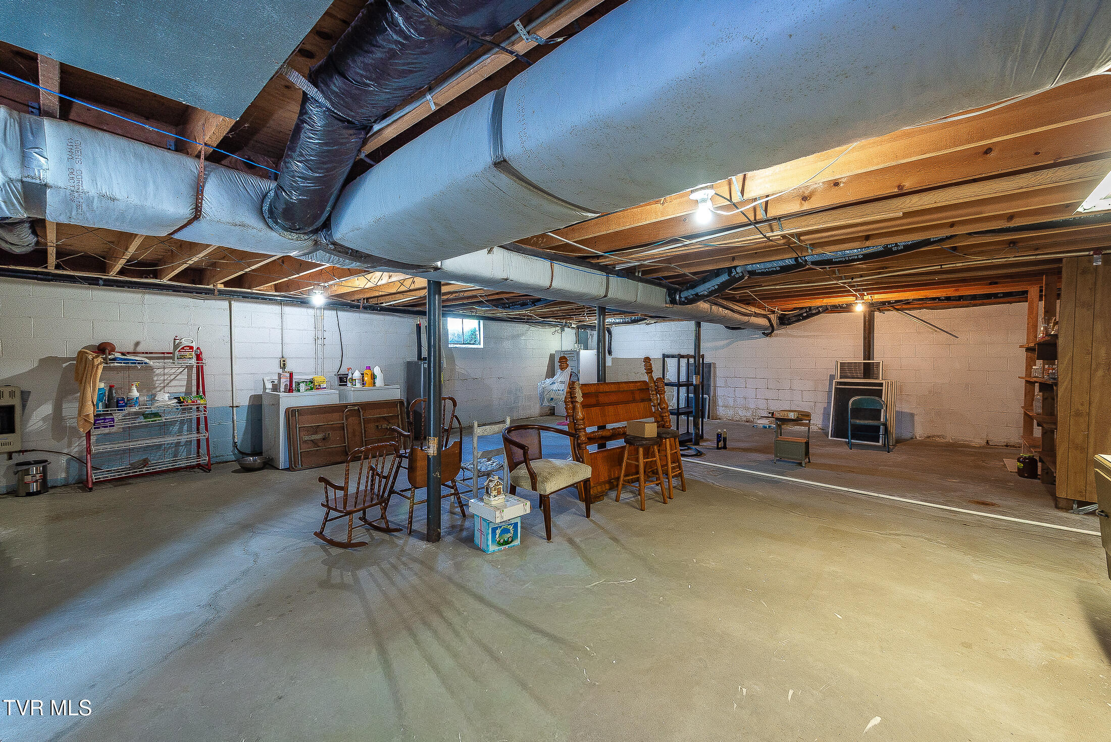 3738 Pattonsville Road Duffield, VA 24244 - Photo 34 of 53 basement