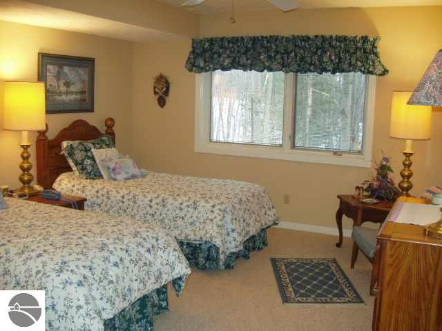 6532 Mission Ridge Traverse City, MI 49686 - Photo 8 of 9 1669774-7.JPG