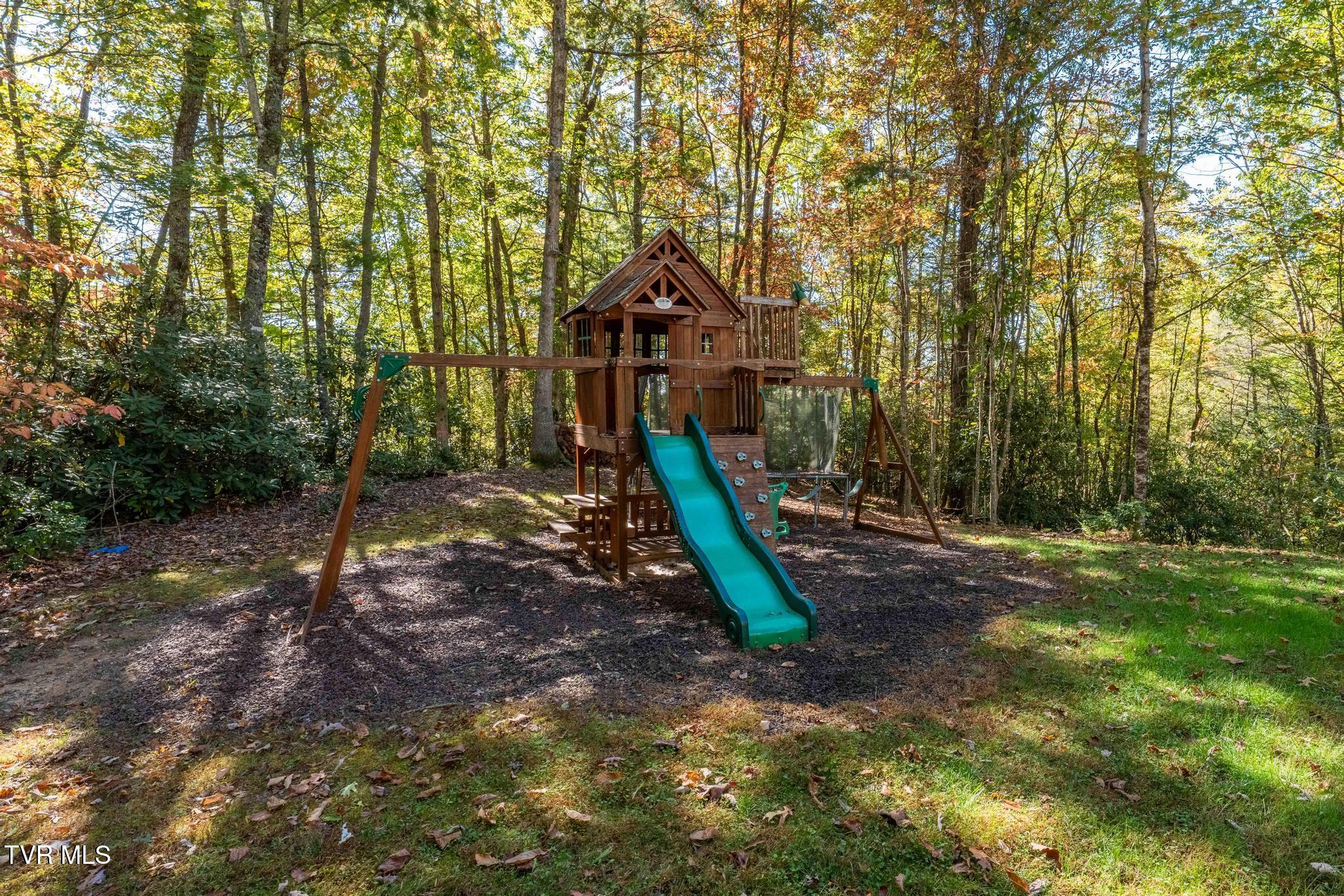 2028 Shingletown Road Mountain City, TN 37683 - Photo 15 of 68 2028 Shingletown Road (31 of 86)