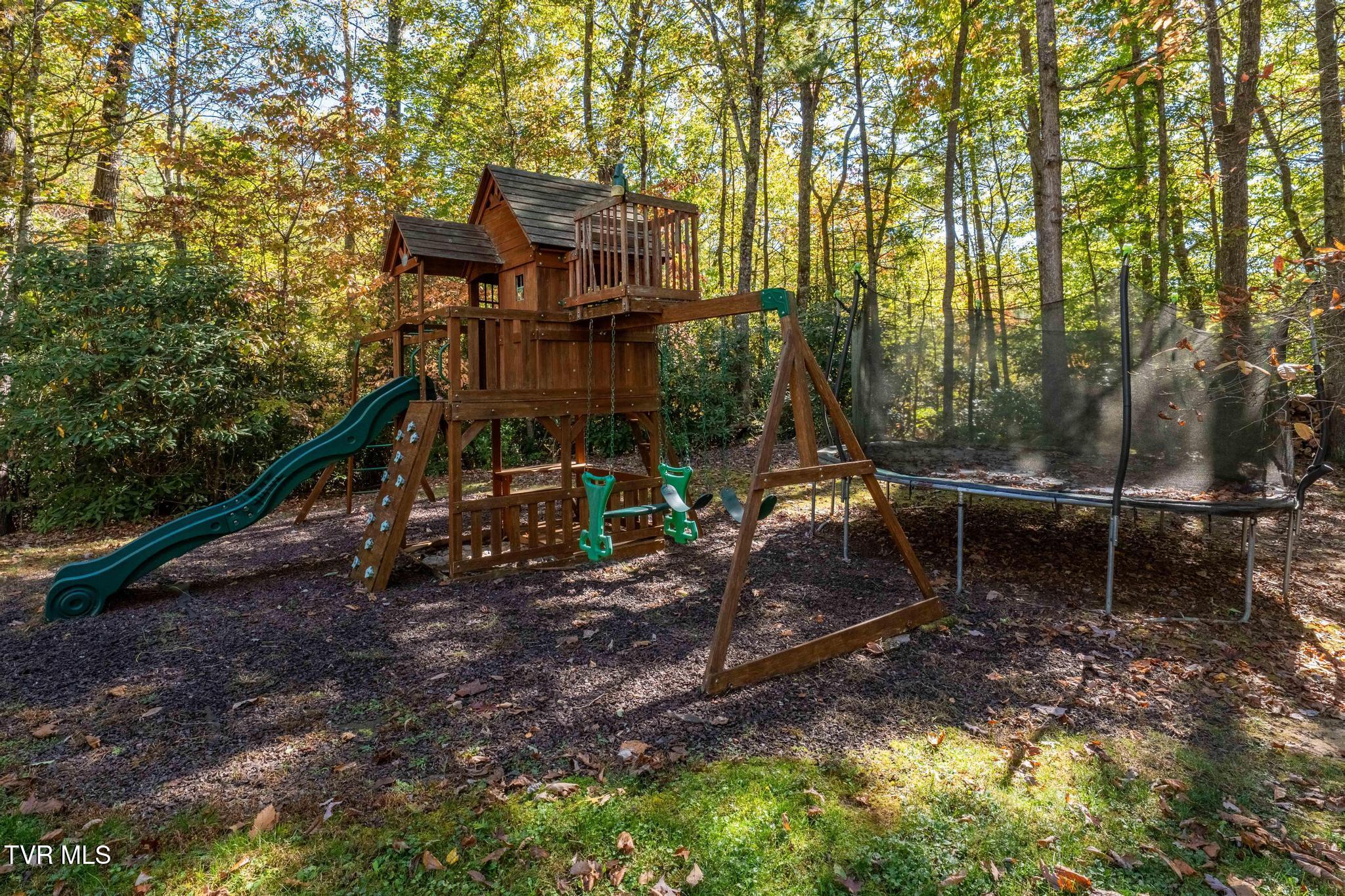 2028 Shingletown Road Mountain City, TN 37683 - Photo 16 of 68 2028 Shingletown Road (32 of 86)