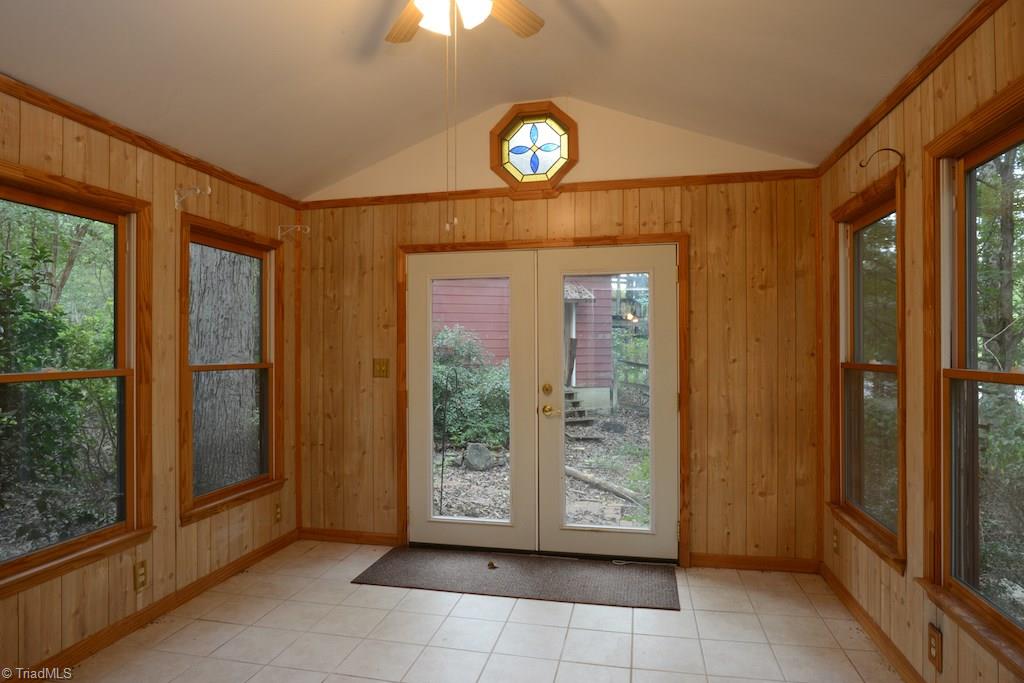 5266 River Road Jamestown, NC 27282 - Photo 15 of 30 Gallery Image 15