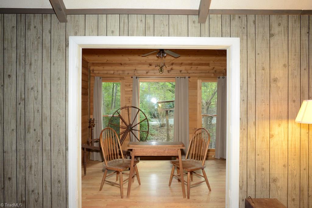 5266 River Road Jamestown, NC 27282 - Photo 9 of 30 Gallery Image 9