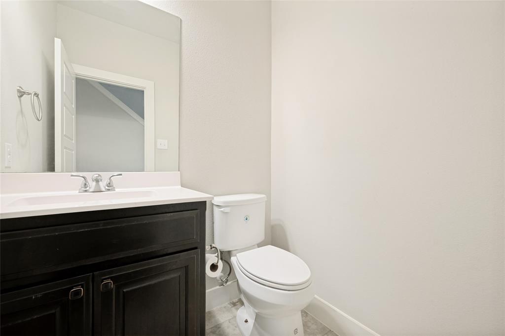 44 Kramer Lane Sanger, TX 76266 - Photo 13 of 27 Gallery Image 13