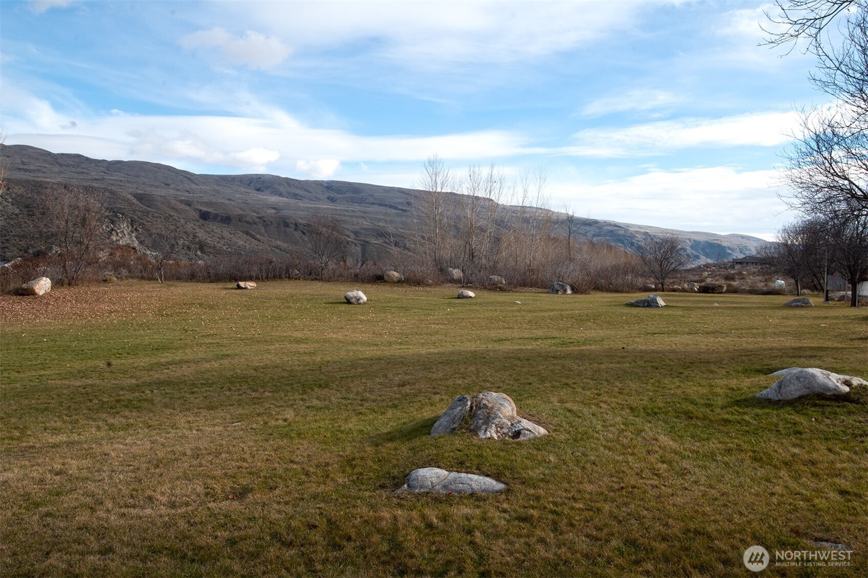 -nna Nna Loop Pateros, WA 98846 - Photo 34 of 37 a view of an ocean