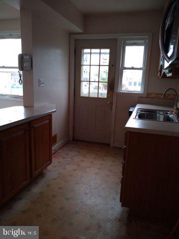 8538 Kavanagh Road Baltimore, MD 21222 - Photo 8 of 14