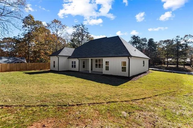 $569,500 | 3715 Cameron Circle, Gainesville, GA 30506